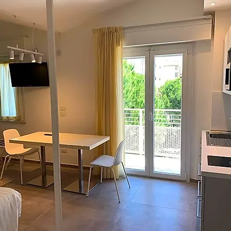 Daniel Hotel 3*